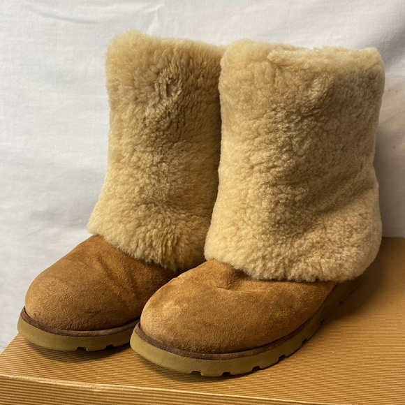 Ugg Boots Maylin Genuine Sheepskin Shearling Cuff Leather Suede S/N 3220 Size 7 - Picture 10 of 10